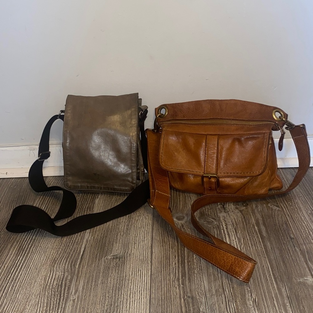 Roots Canada saddle & Rudsak Flap crossbody bags lot Unisex